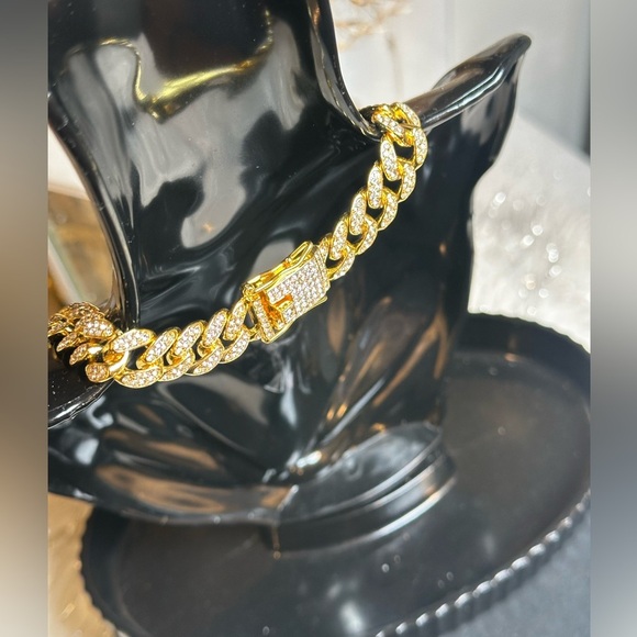 NIB-18.5” Stainless Steel Cuban Link Chain (Silver Sold Out) - Picture 7 of 13